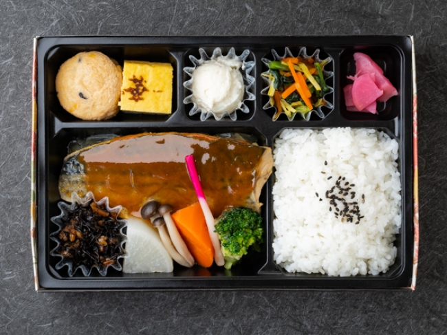 さばのみそ煮弁当